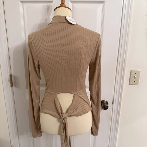 Tan Ribbed Long Sleeve Tie-Front Top – Size Medium, NWT, Soft Stretch Knit - Picture 2 of 5